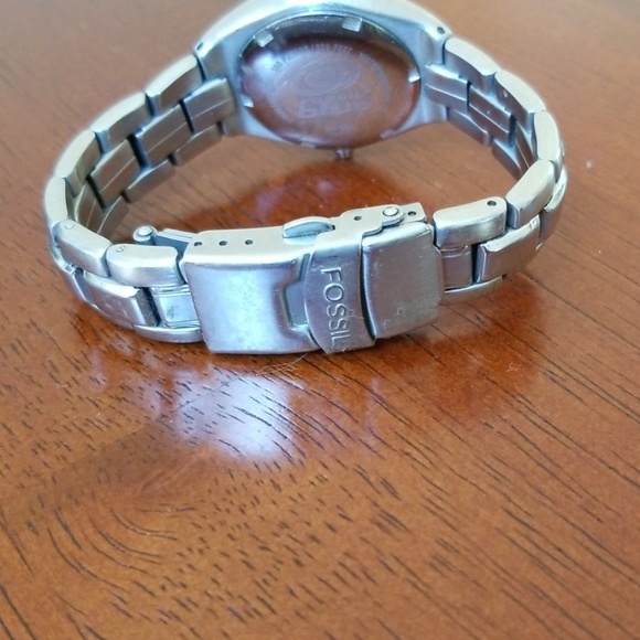 fossil watch - Picture 3 of 3